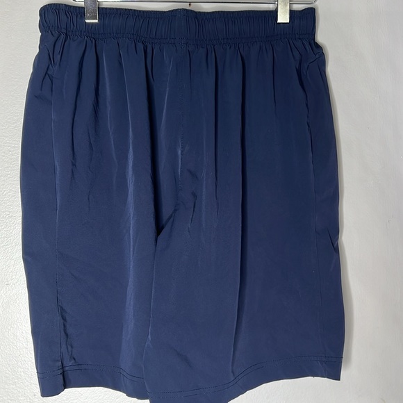 Legend size medium men’s athletic shorts - Picture 5 of 6